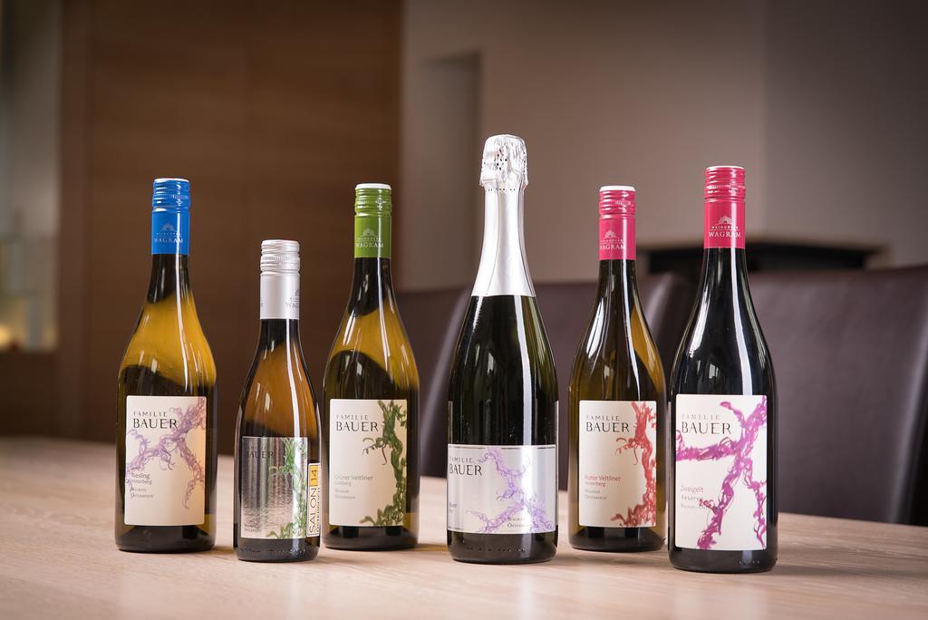 Weingut Familie Bauer Hotel Grossriedenthal Екстериор снимка